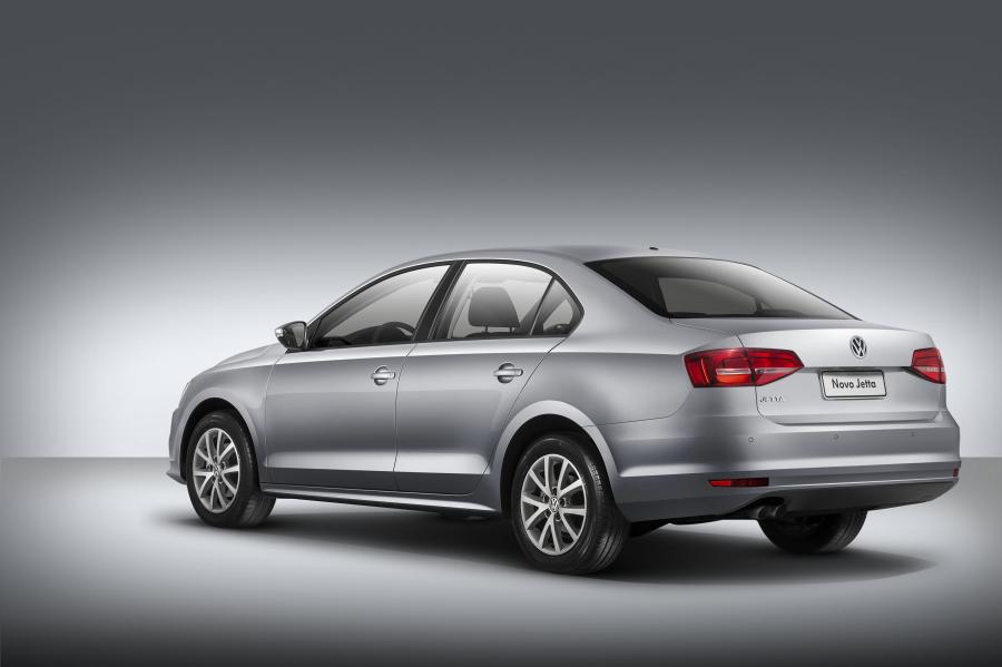  Volkswagen Jetta 2015 года  (BR) (фото 4 из 5)